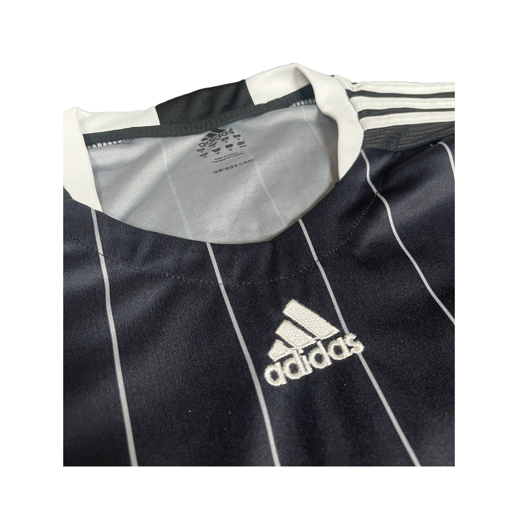 BJK Trikot