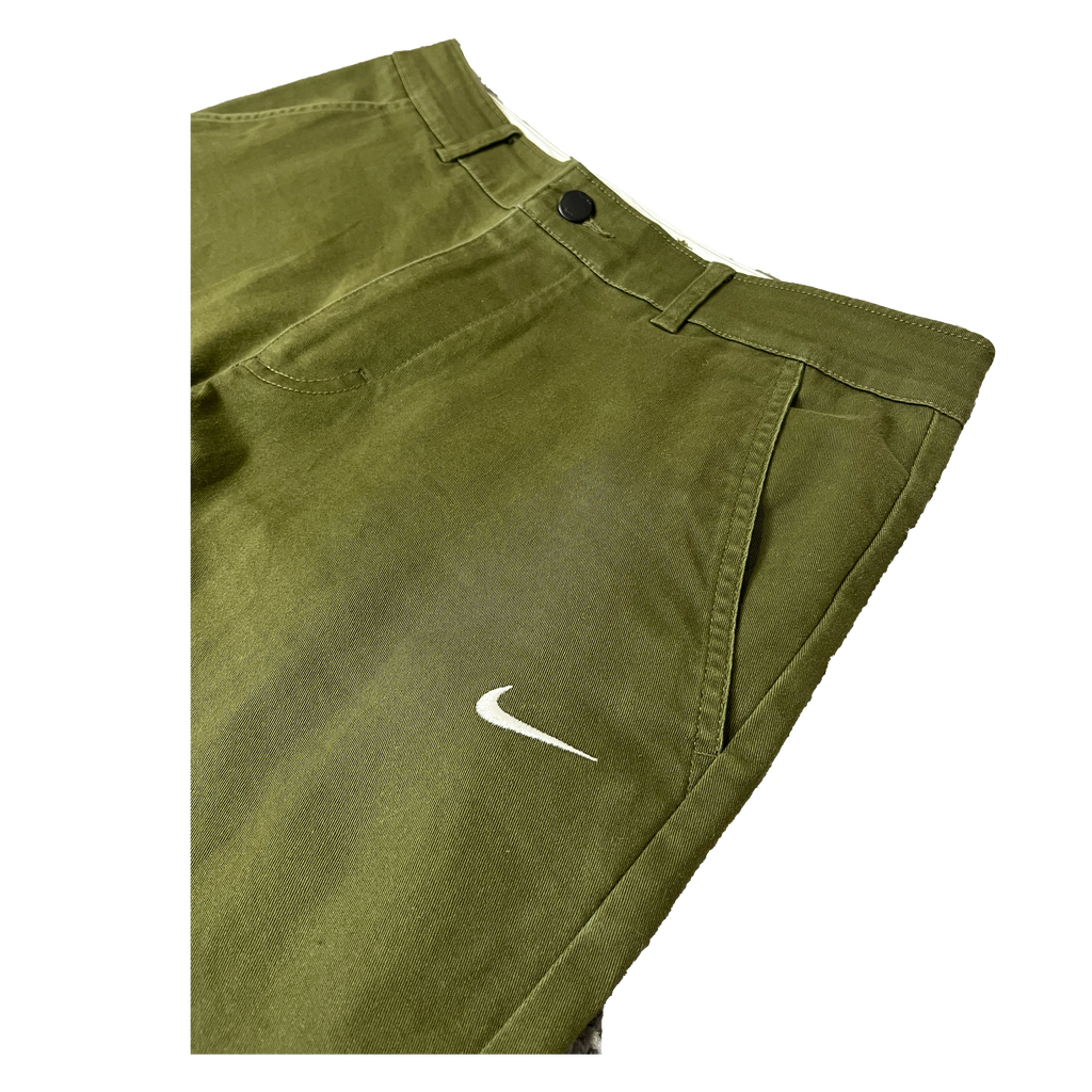 Nike Chino