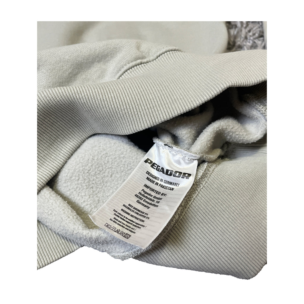Pegador Sweater