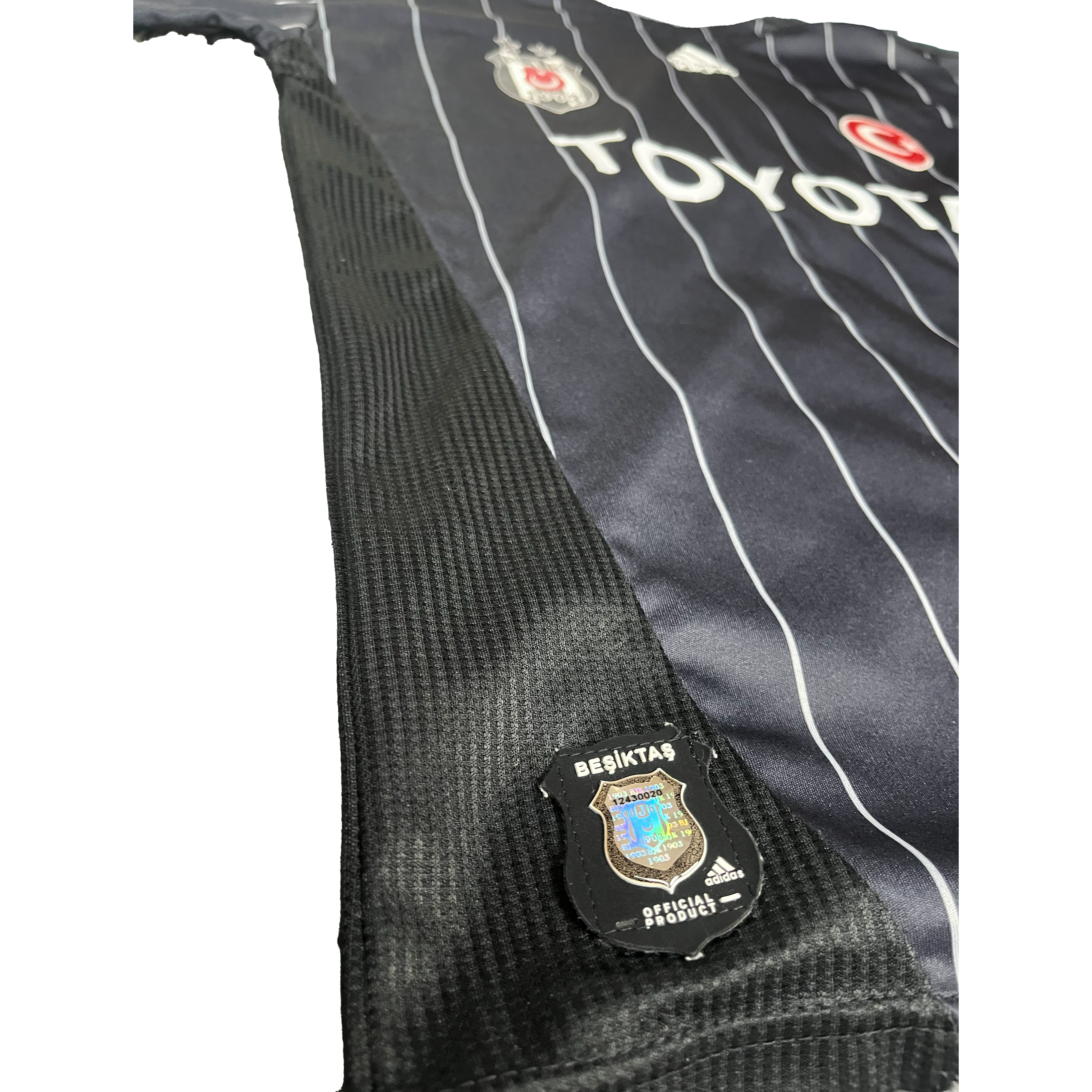 BJK Trikot